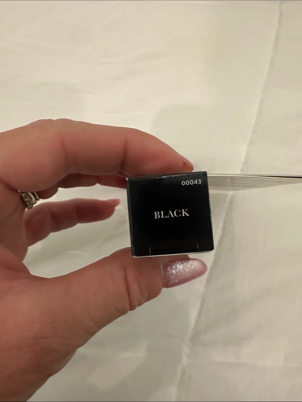 Laura Geller On & On Lashes Lengthening Mascara - Black and Gold Packaging